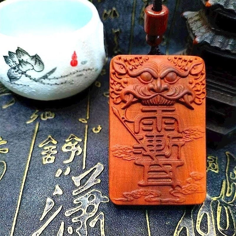 【提升运势-风水饰品】天然雷击枣木雕刻虎头兽护身令牌饰品